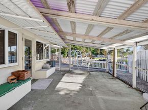 1570 NE 30th Pl, Oakland Park FL 33334