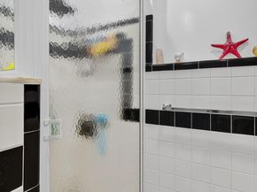 1570 NE 30th Pl, Oakland Park FL 33334