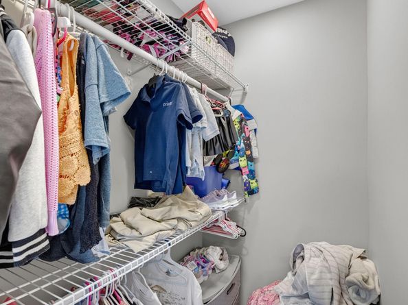 1570 NE 30th Pl, Oakland Park FL 33334