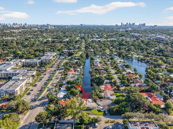 1570 NE 30th Pl, Oakland Park FL 33334