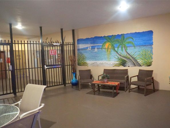 3400 NW 48th Ave 502, Lauderdale Lakes FL 33319