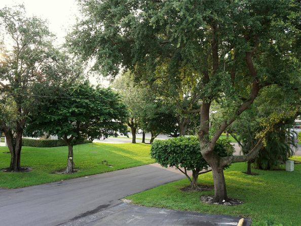 3400 NW 48th Ave 502, Lauderdale Lakes FL 33319