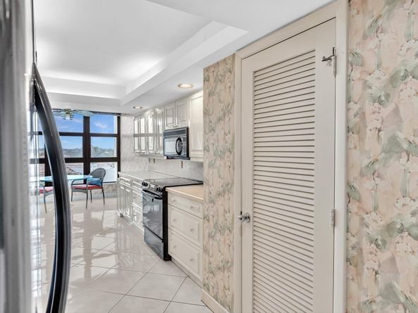 4740 S Ocean Boulevard 606, Highland Beach FL 33487