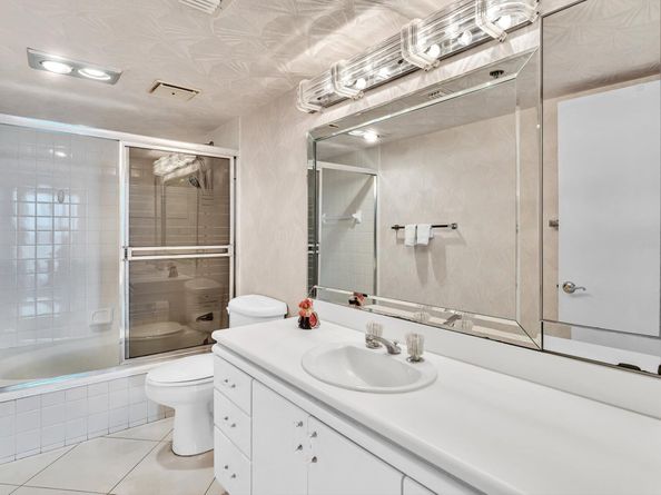 4740 S Ocean Boulevard 606, Highland Beach FL 33487