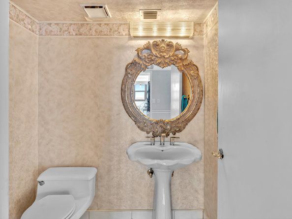 4740 S Ocean Boulevard 606, Highland Beach FL 33487