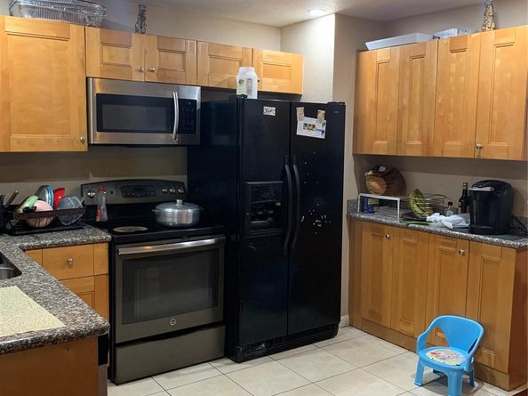 6231 SW 8th St, North Lauderdale FL 33068