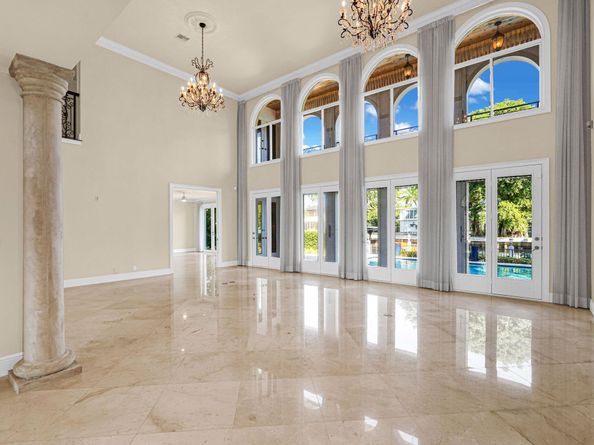 56 Fiesta Way, Fort Lauderdale FL 33301