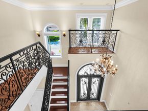 56 Fiesta Way, Fort Lauderdale FL 33301