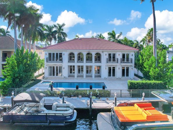 56 Fiesta Way, Fort Lauderdale FL 33301