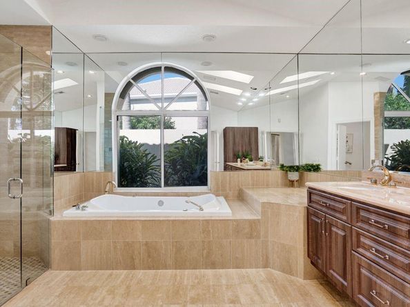 2760 Pinehurst, Weston FL 33332