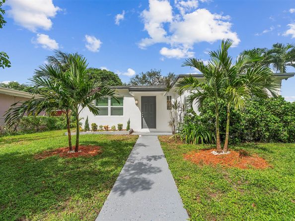 1005 NW 123rd St, North Miami FL 33168