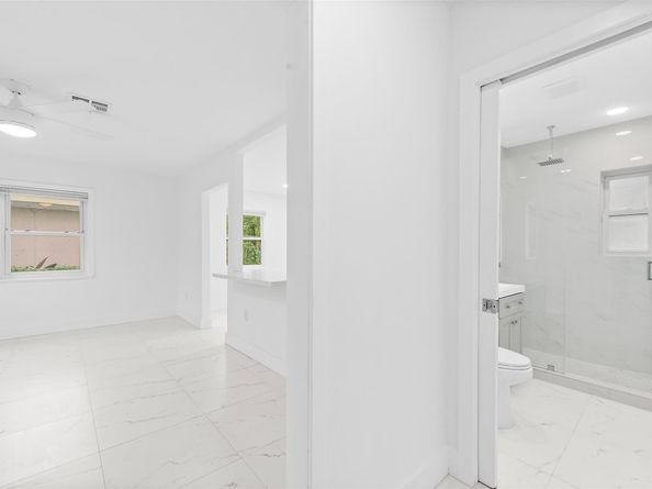 1005 NW 123rd St, North Miami FL 33168