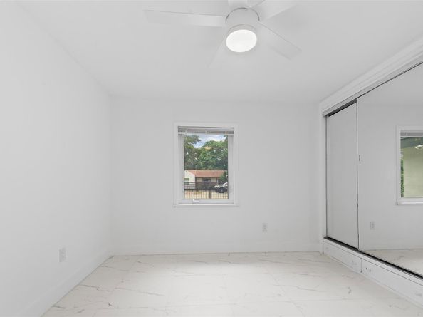 1005 NW 123rd St, North Miami FL 33168