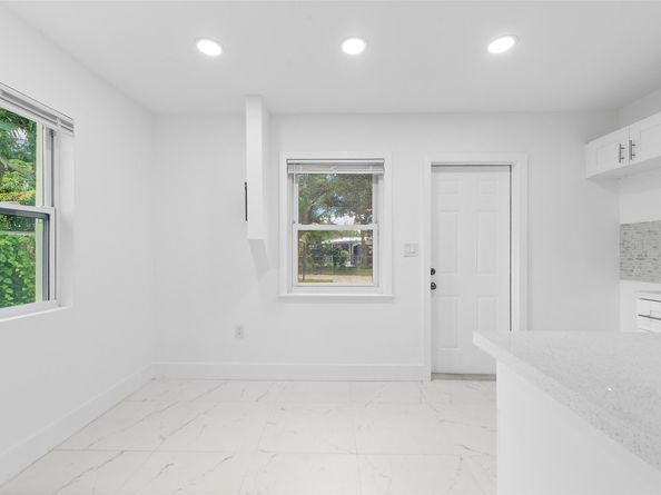 1005 NW 123rd St, North Miami FL 33168