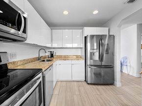 7920 Eastlake Drive 19B, Boca Raton FL 33433