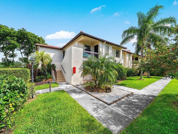 7920 Eastlake Drive 19B, Boca Raton FL 33433