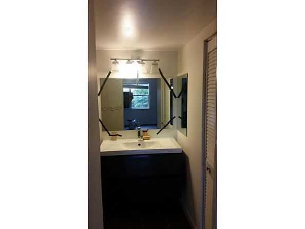 3280 Spanish Moss Ter 209, Lauderhill FL 33319