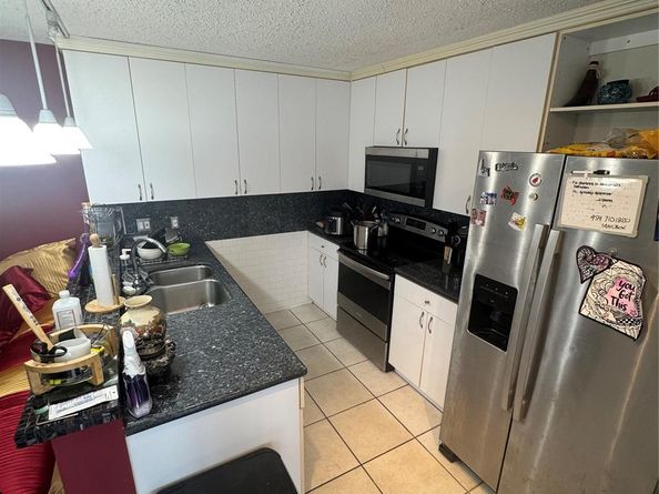 9444 NW 48th St 9444, Sunrise FL 33351