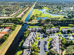 5589 Fairway Park Drive 202, Boynton Beach FL 33437