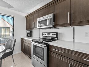 5589 Fairway Park Drive 202, Boynton Beach FL 33437