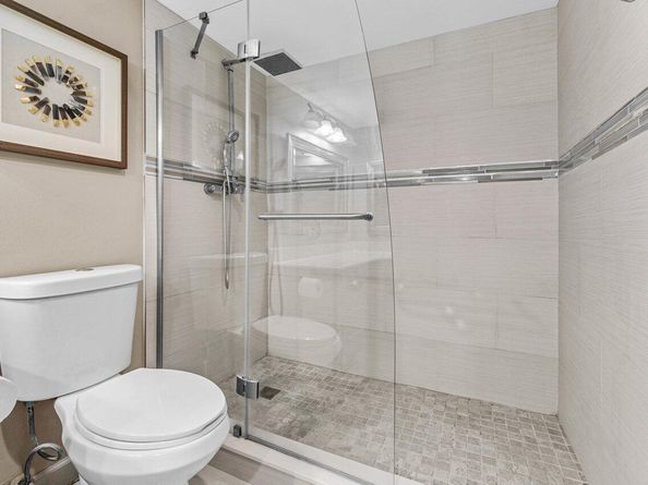 5589 Fairway Park Drive 202, Boynton Beach FL 33437