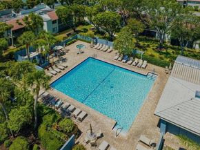 5589 Fairway Park Drive 202, Boynton Beach FL 33437