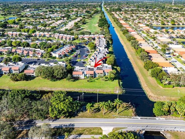 5589 Fairway Park Drive 202, Boynton Beach FL 33437