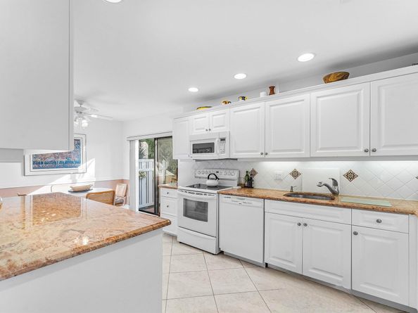 61 Eastgate Drive A, Boynton Beach FL 33436