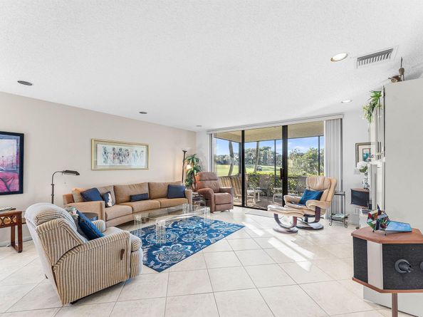 61 Eastgate Drive A, Boynton Beach FL 33436