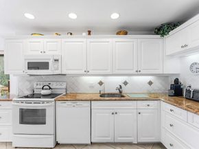 61 Eastgate Drive A, Boynton Beach FL 33436