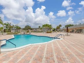 601 NW 78th Ter 205, Margate FL 33063