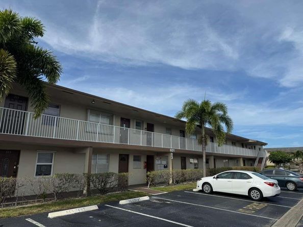 601 NW 78th Ter 205, Margate FL 33063