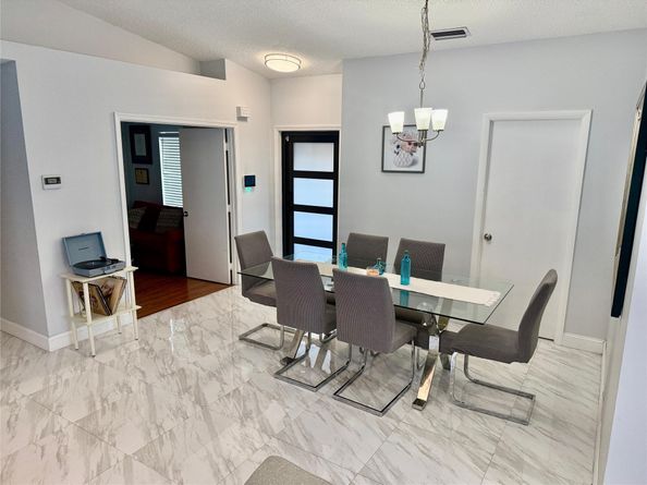 17673 SW 19th St, Miramar FL 33029