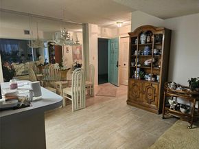 5570 NW 44th St 405A, Lauderhill FL 33319