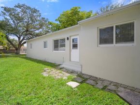 2601 Taylor St, Hollywood FL 33020