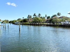 828 Harbour Isle Place, North Palm Beach FL 33410