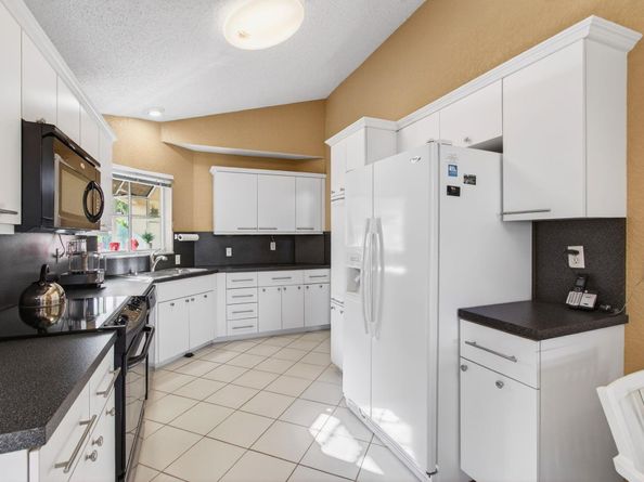 6143 Greenspointe Drive, Boynton Beach FL 33437