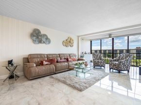 7290 Kinghurst Drive 607, Delray Beach FL 33446