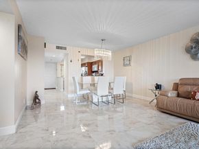 7290 Kinghurst Drive 607, Delray Beach FL 33446