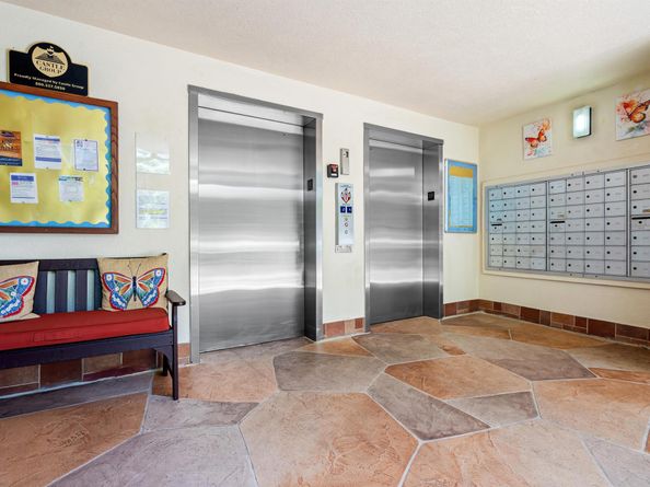 7290 Kinghurst Drive 607, Delray Beach FL 33446