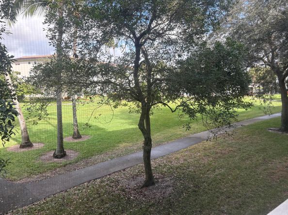 2804 Victoria Way B2, Coconut Creek FL 33066