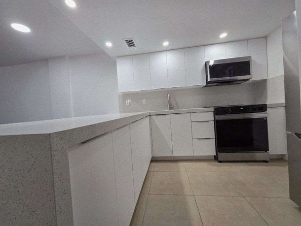 1333 E Hallandale Beach Blvd 138, Hallandale Beach FL 33009