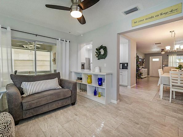 812 SW 5th Avenue, Boynton Beach FL 33426