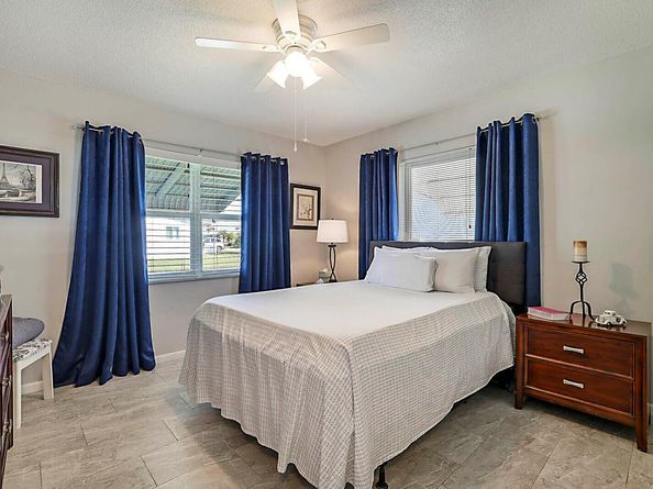 812 SW 5th Avenue, Boynton Beach FL 33426