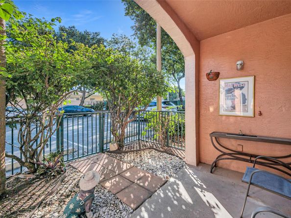 2015 SE 10th Ave 101, Fort Lauderdale FL 33316