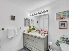 2015 SE 10th Ave 101, Fort Lauderdale FL 33316