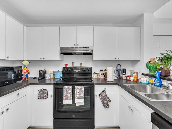 2015 SE 10th Ave 101, Fort Lauderdale FL 33316