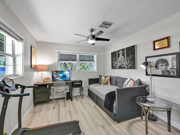 5281 NE 19th Ave, Fort Lauderdale FL 33308