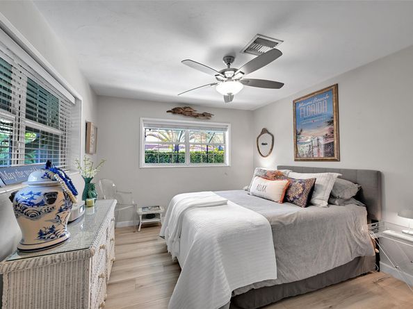 5281 NE 19th Ave, Fort Lauderdale FL 33308