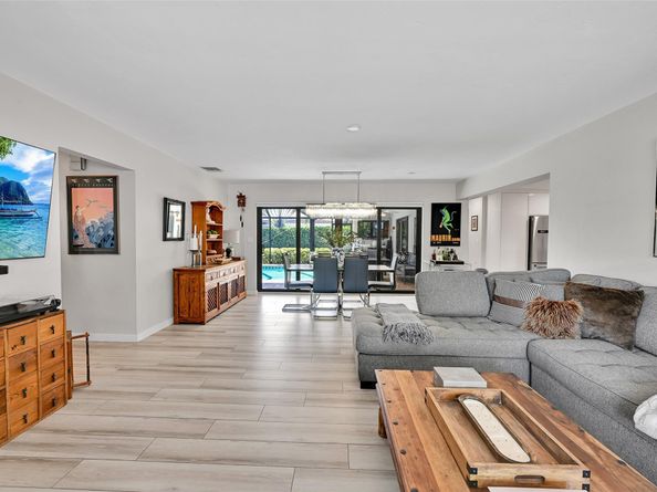 5281 NE 19th Ave, Fort Lauderdale FL 33308